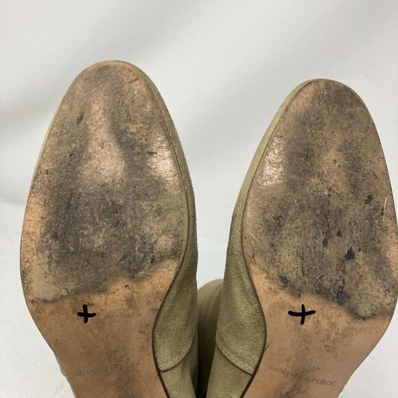 Banana Republic Bootie Boots Faux Suede Womens 7.5 M Taupe Beige Zip Ankle Vegan - Picture 9 of 12